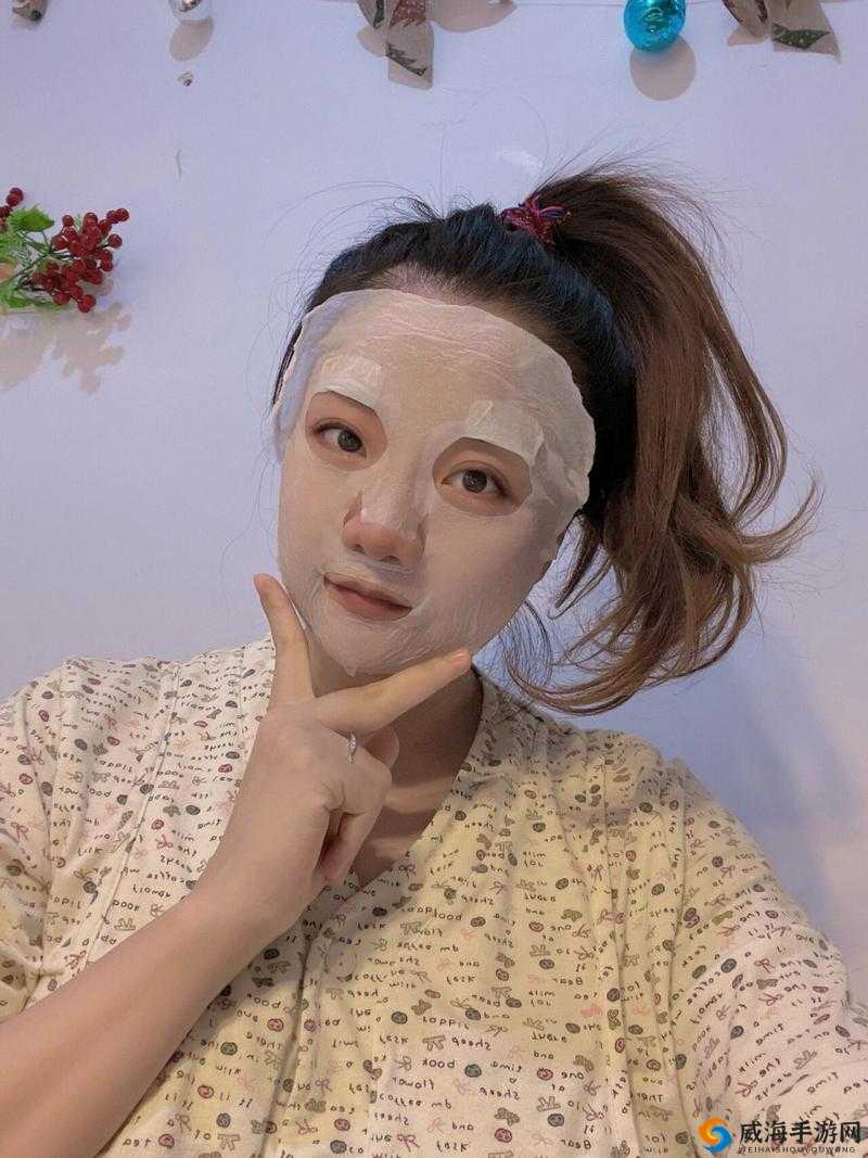 一边下奶一吃敷面膜 53 分钟：独特养生法