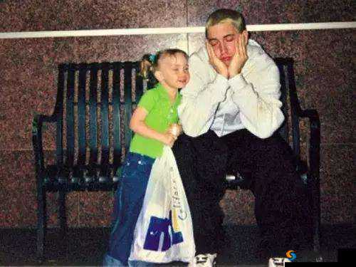 eminem 女儿 Whitney 现状
