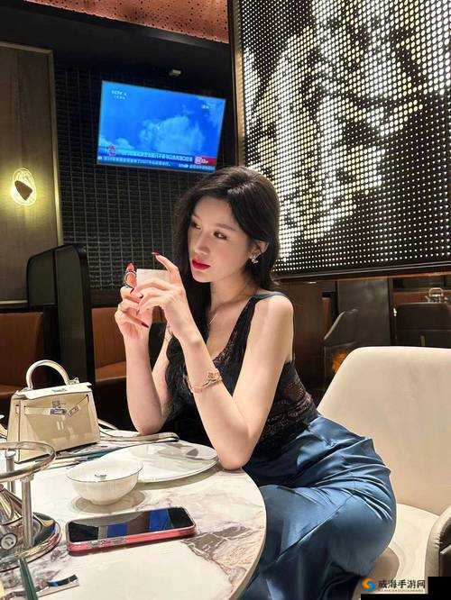 御姐 avove：魅力独特的成熟女性代表