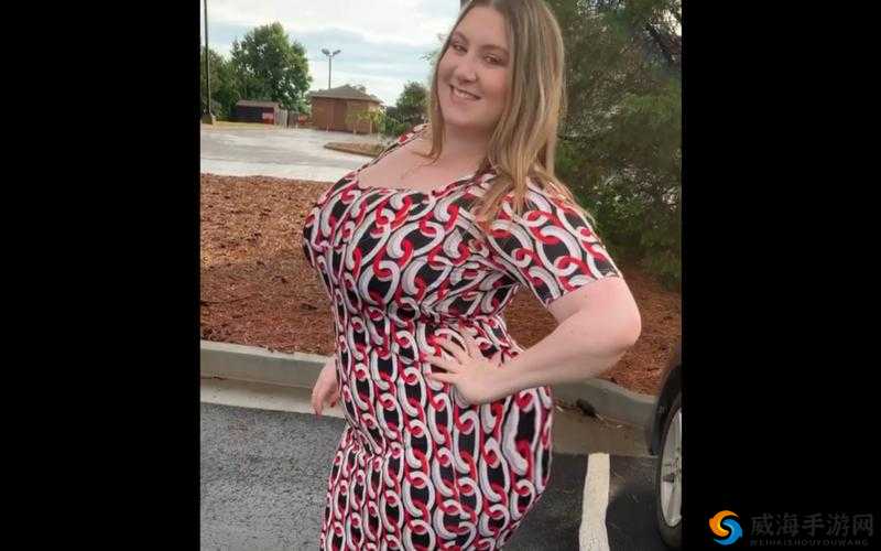 撒尿 BBWBBW 奇特行为引发关注