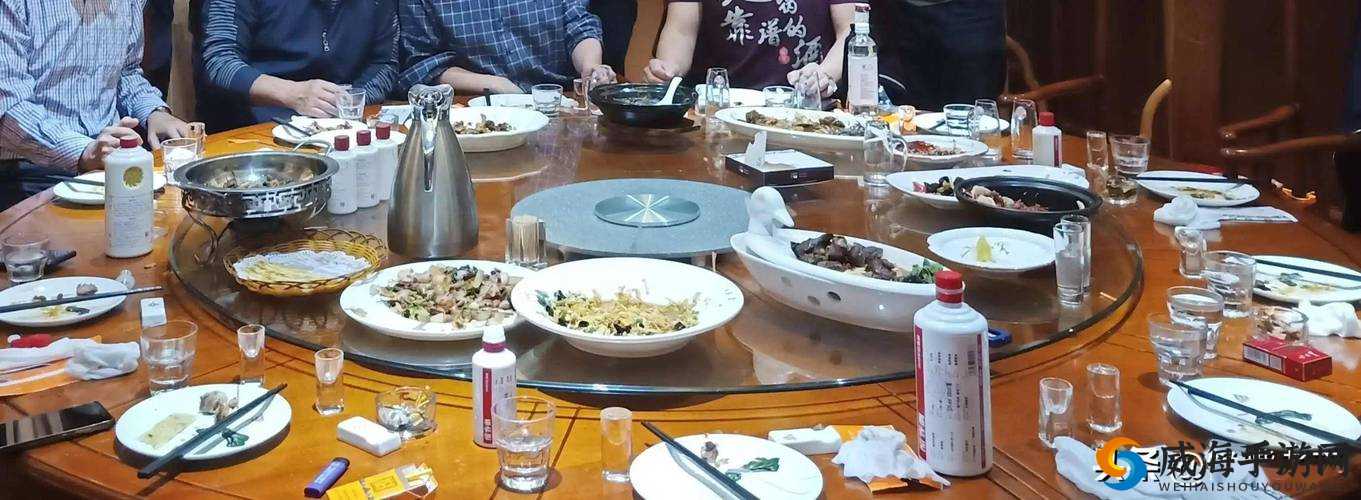 部长来和上司吃饭：职场中的特殊饭局