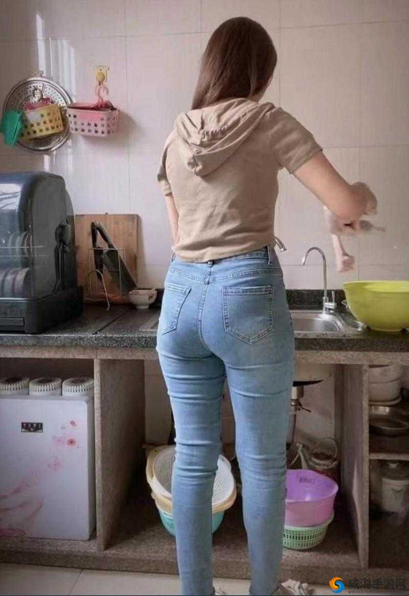小姐姐摸小弟小鸡引发的故事