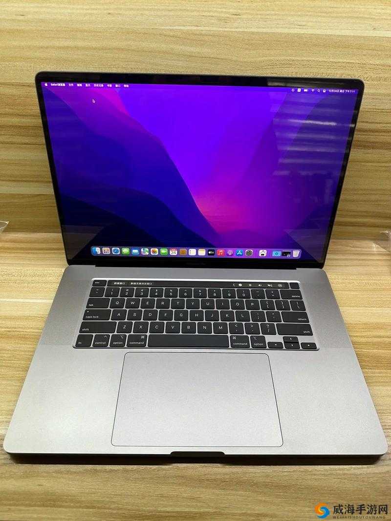 1819 岁 Mac book 高清：青春专属的科技伙伴