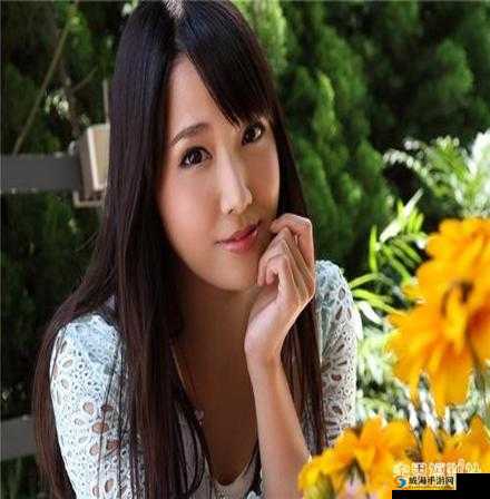 亚洲荡妇：xxxx