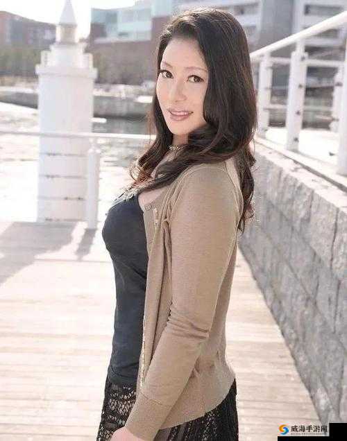 北岛玲饭：美味与情感的交织