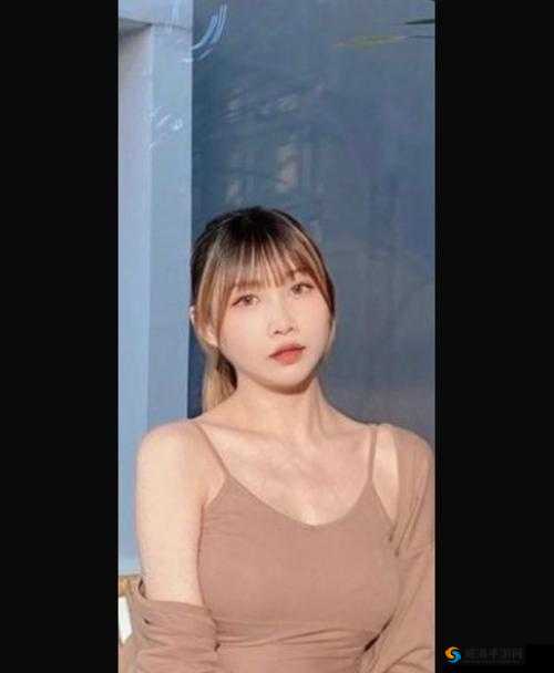 玩偶姐姐是什么人：探寻其神秘身份背后的故事
