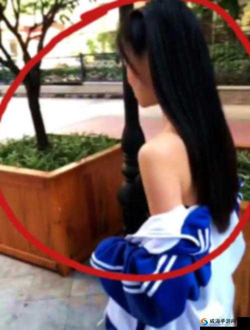 夏天女生校服太薄引发争议：能否改进校服设计？