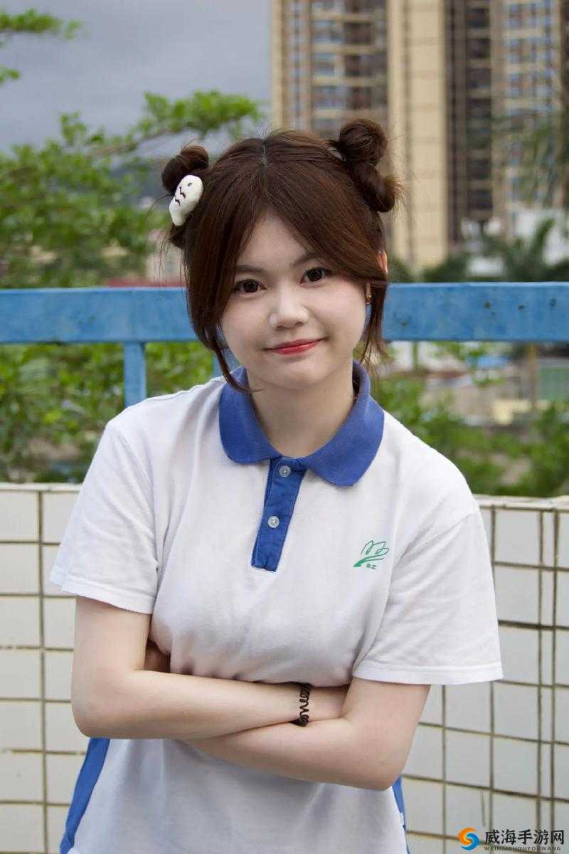 校花竟主动让我揉她胸部的奇妙经历