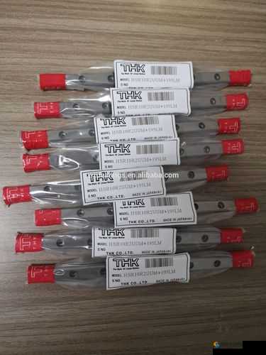 thk 直线 hsr10rm：高精度导向的工业利器