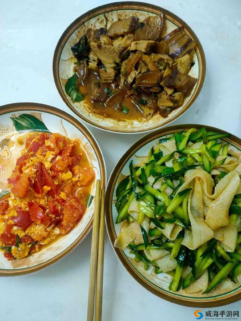 厨房一次又一次的索要摄入：对美食的无尽渴望与追求