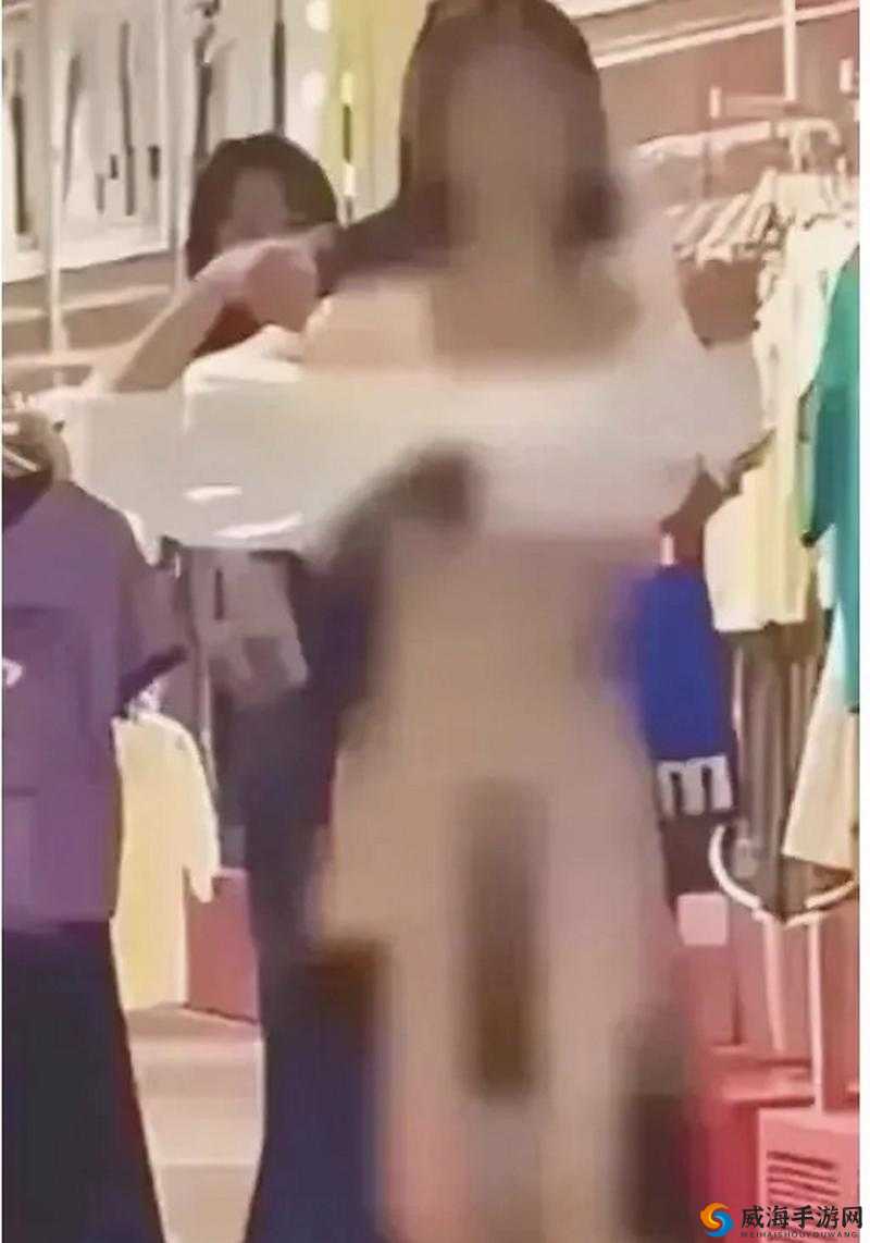 成年人美女裸体相关软件引发的争议与思考