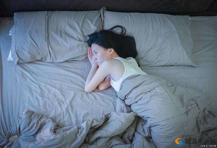 晚上插着睡觉正常吗：这是一个值得深入探讨的问题