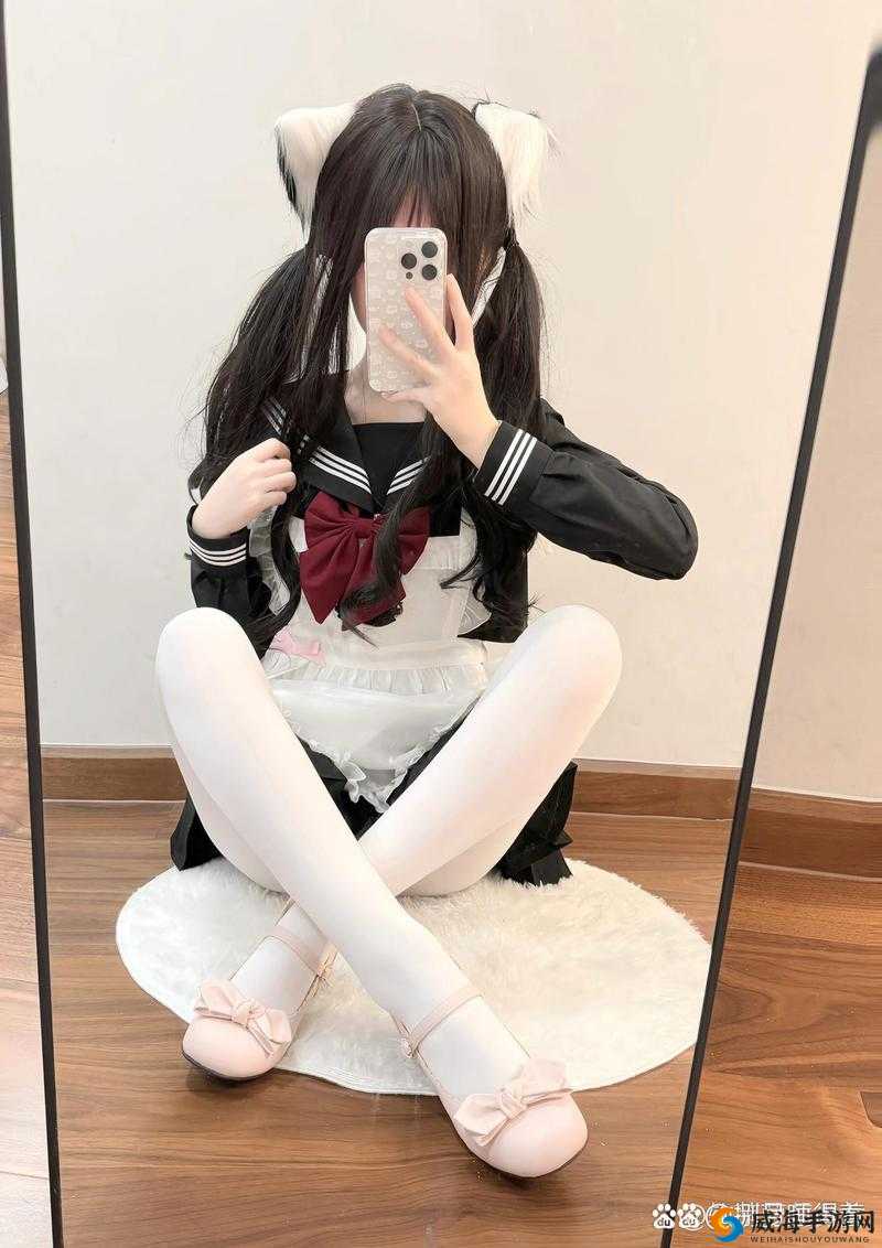 白丝女仆深夜被啪极致演绎激情篇章