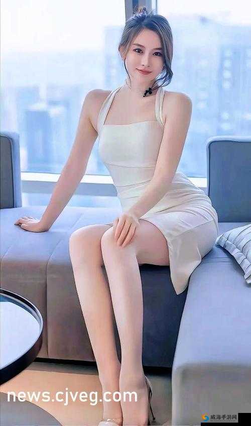 中医老王与小雨携手进行祛蝳的奇妙历程