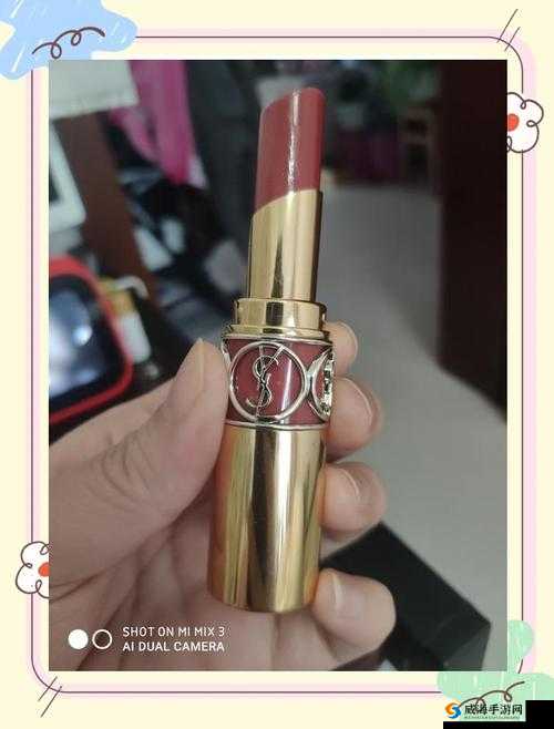YSL 水蜜桃 86 棕榈口红：让你的美丽更加出众
