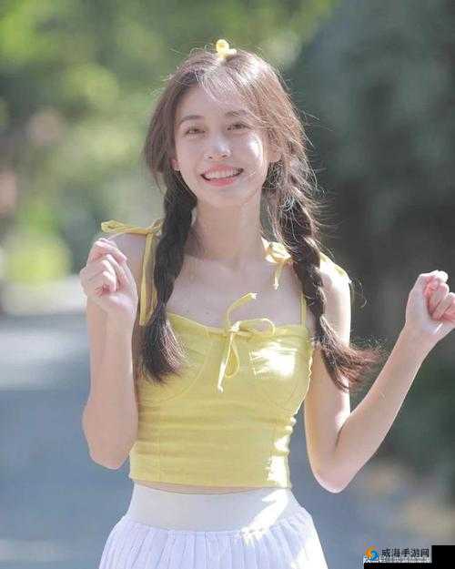 人人操性巴克美女：独特魅力引发广泛关注