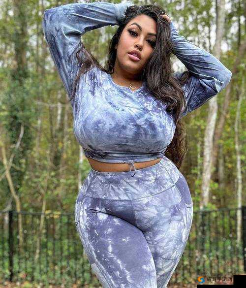 极品风骚老太婆 BBwBBw 撒尿全过程