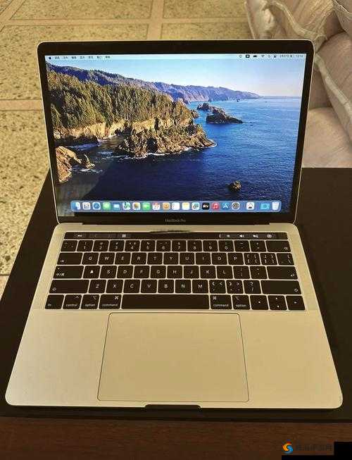 1819 岁 MacBook Pro 高清:探索未来科技的起点