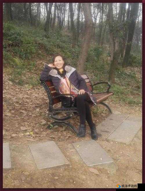 榆树老人与交易森林图片背后的神秘故事