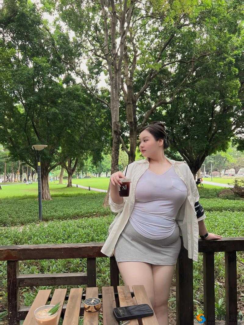 请问大白肥妇 BBVBBW 高潮是如何生成的?