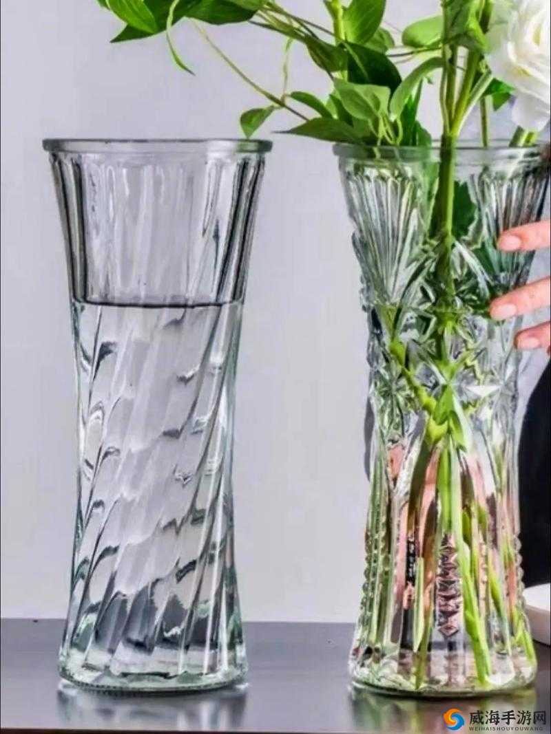 这么多透明花瓶插花图片，到底哪张才是你的菜？