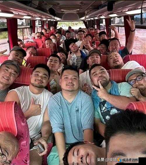 探索Chinese Gay XXX Asian群体的真实生活与文化：深度解读他们的社会地位与情感世界