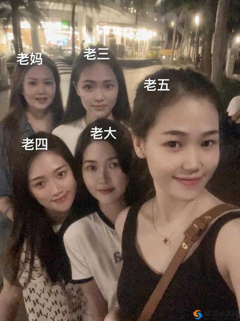 两个老婆本是情敌，如今却成为好姐妹，这是为何？