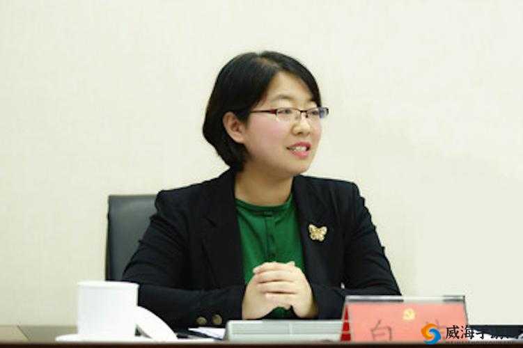 教师白洁全传最新章节：白洁的职场挑战与情感抉择引发读者热议