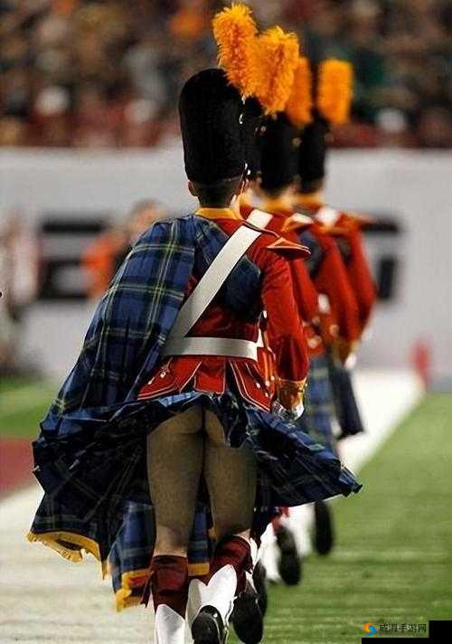 掀开裙子扒下小内裤背后的心理与社会现象解析：探讨行为动机与影响