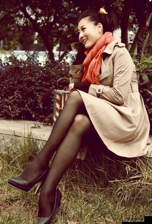 探索牡zOz0体肉交的另类体验：深度解析其独特魅力与争议话题